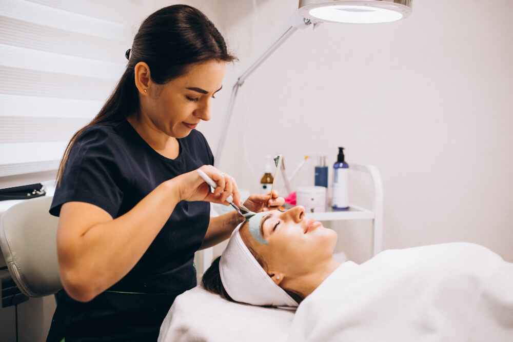 Dr. Arathy Jerald with her professional clinic team